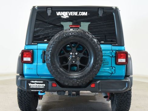 Used 2024 Jeep Wrangler Unlimited AWD/4WD image 13