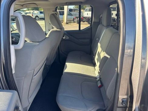 Used 2019 Nissan Frontier SV w/ Value Truck Package AWD/4WD image 14