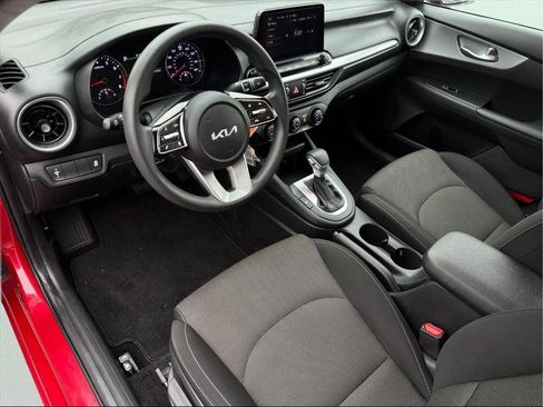 Used 2023 Kia Forte LXS image 13