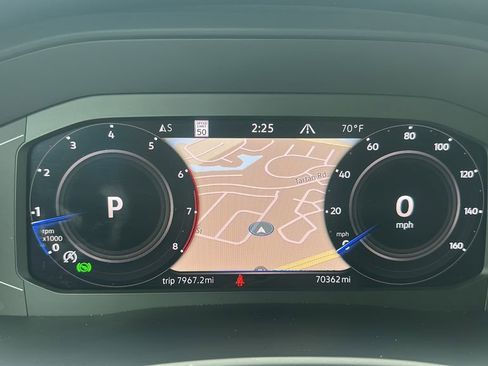 Used 2022 Volkswagen Atlas Cross Sport SEL image 32