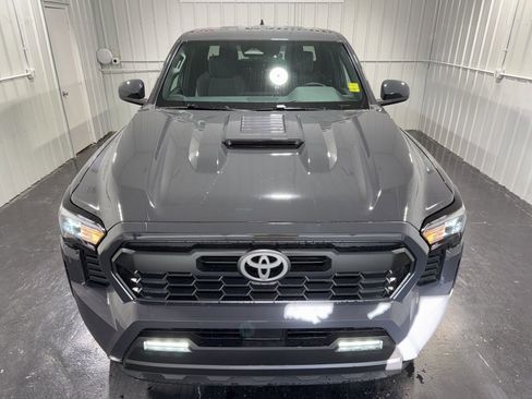 New 2026 Toyota Tacoma TRD Sport AWD/4WD image 5