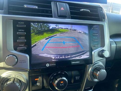 Used 2022 Toyota 4Runner SR5 RWD image 20