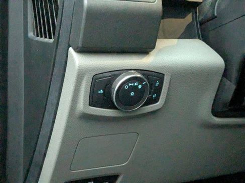 Used 2021 Ford F250 XL w/ STX Appearance Package AWD/4WD image 10