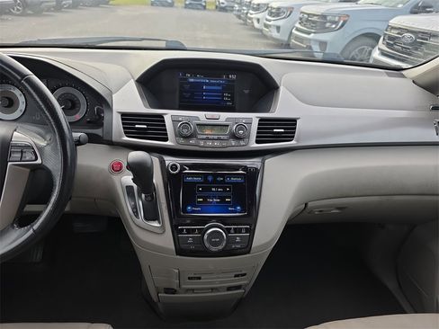 Used 2016 Honda Odyssey EX-L image 16