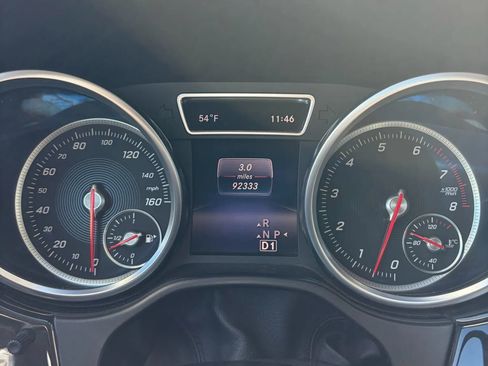 Used 2016 Mercedes-Benz GLE 350 4MATIC w/ Premium Package image 16