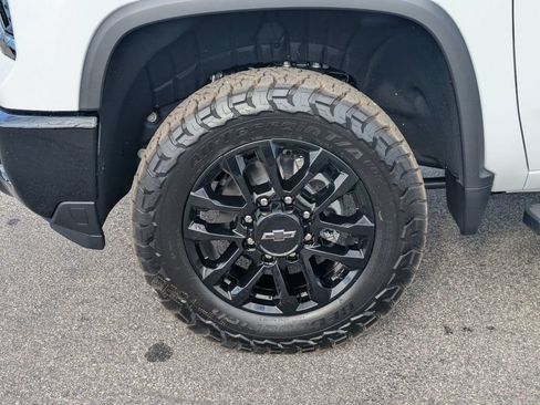 New 2026 Chevrolet Silverado 2500 LTZ w/ Trail Boss Package AWD/4WD image 8