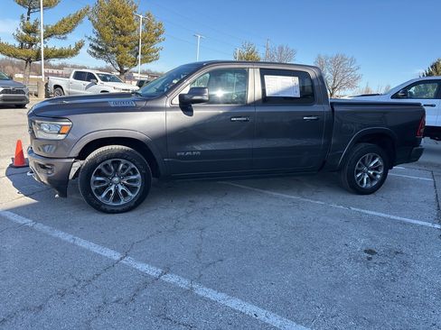 Used 2022 RAM 1500 Laramie w/ Laramie Southwest Edition image 12