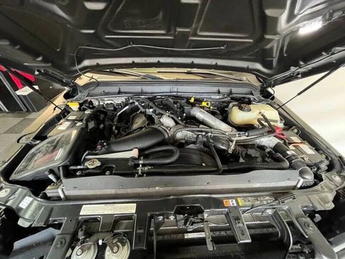 Used 2016 Ford F450 XLT w/ XLT Interior Package image 31