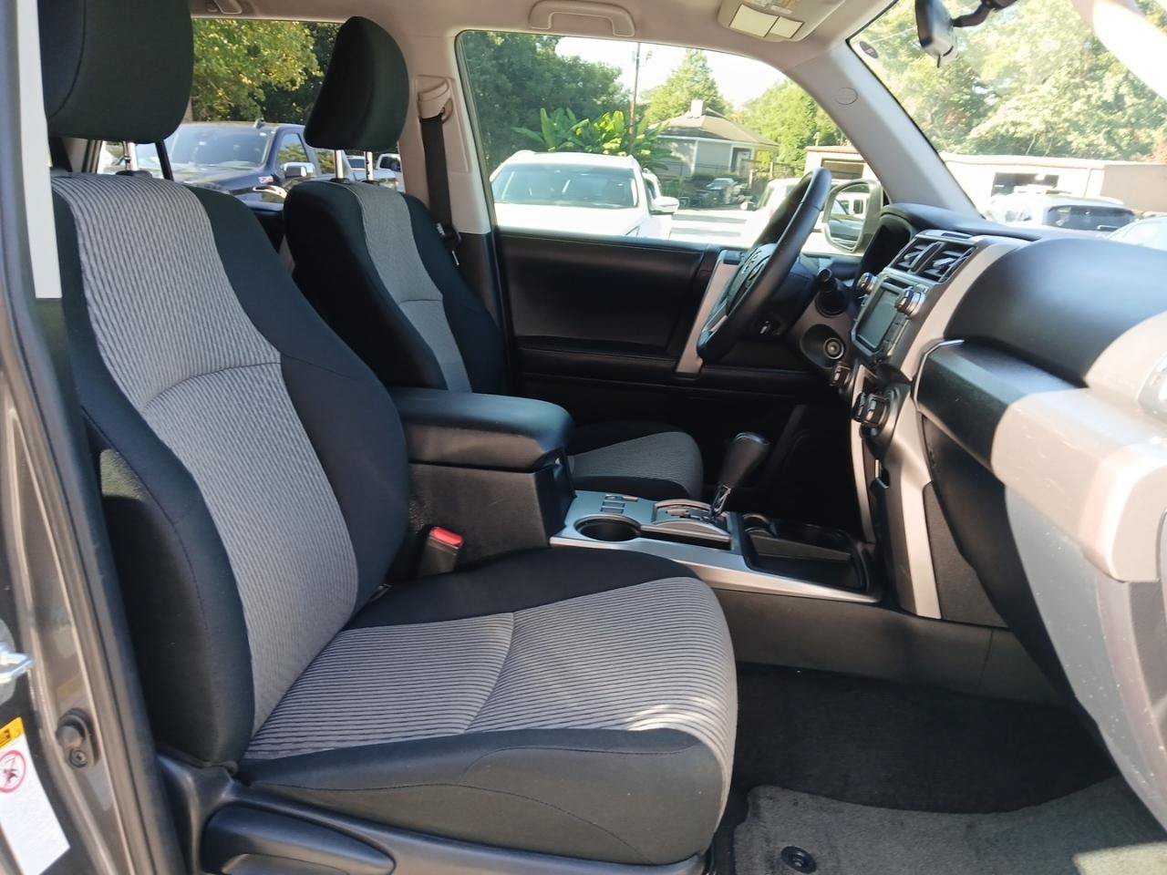 Used 2018 Toyota 4Runner SR5 RWD image 18