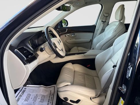 Used 2017 Volvo XC90 T6 Momentum w/ Vision Package AWD/4WD image 12