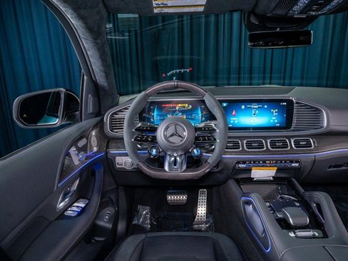 New 2026 Mercedes-Benz GLS 63 AMG 4MATIC image 15