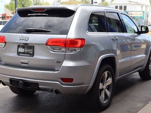 Used 2014 Jeep Grand Cherokee Overland AWD/4WD image 5