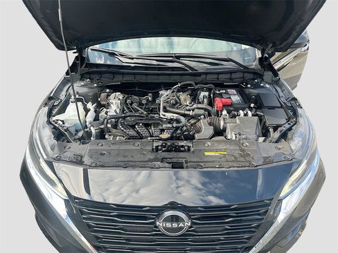 Certified 2024 Nissan Altima 2.5 SV image 30