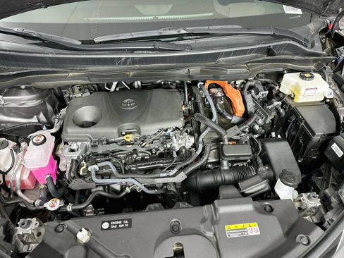 Certified 2024 Toyota Sienna Platinum AWD/4WD image 33