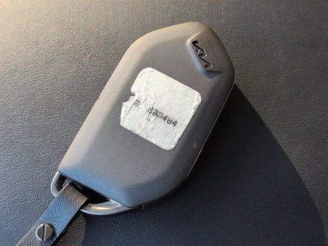 Used 2025 Kia Telluride SX FWD image 30