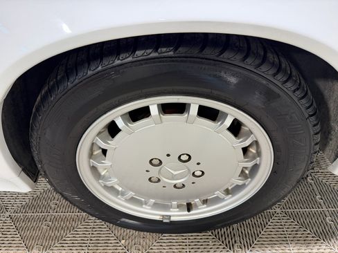 Used 1991 Mercedes-Benz 500 SL image 16