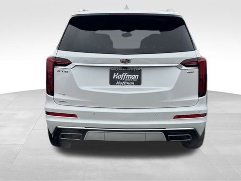 Used 2022 Cadillac XT6 Premium Luxury image 4