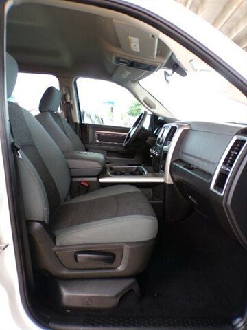 Used 2020 RAM 1500 Warlock AWD/4WD image 36