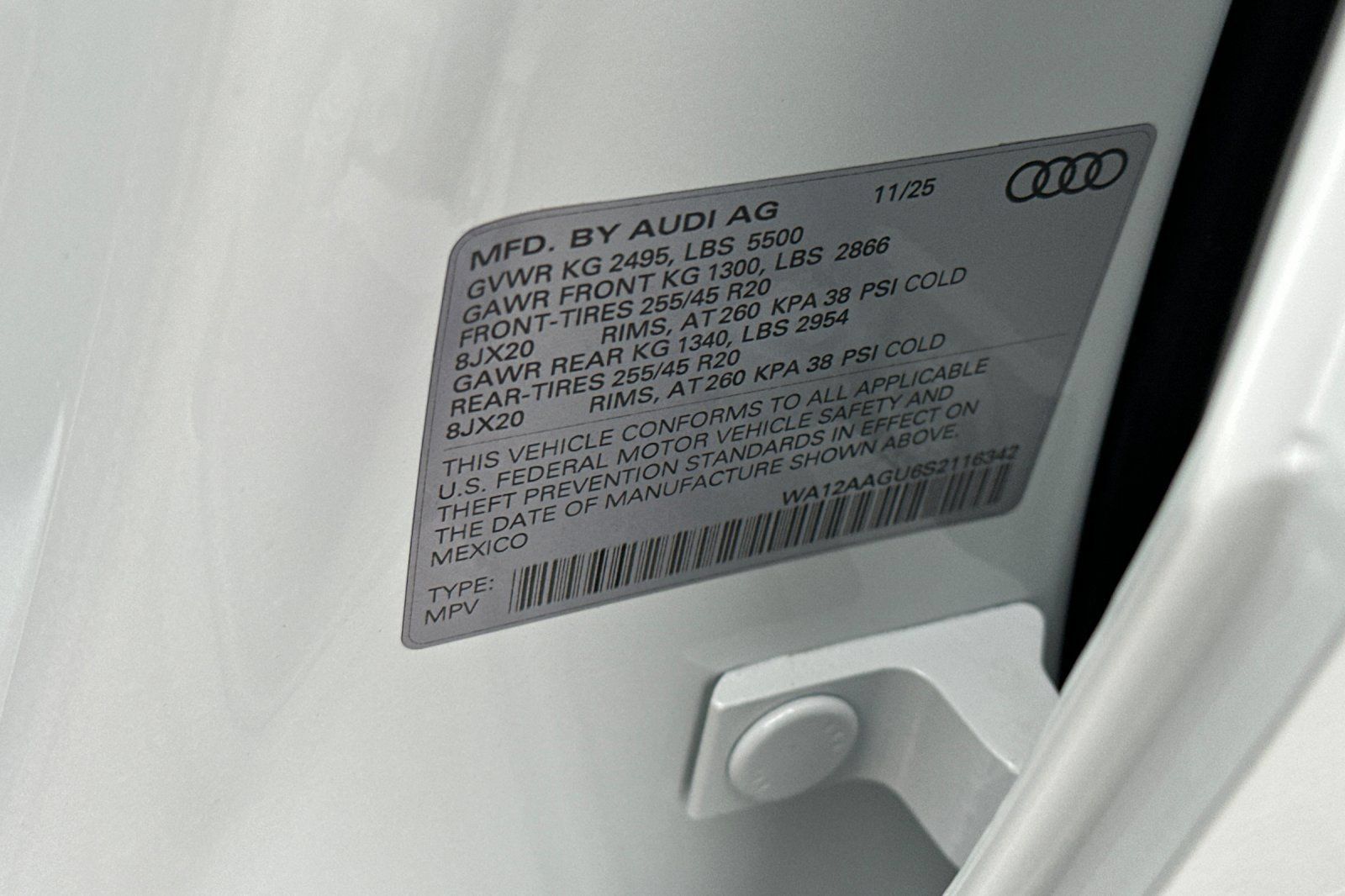 Used 2025 Audi Q5 Premium Plus w/ Premium Plus AWD/4WD image 26