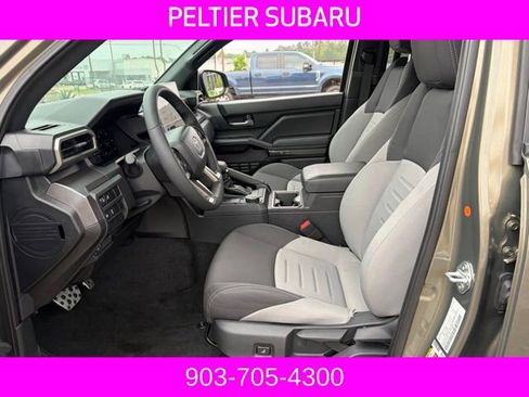 Used 2025 Toyota Tacoma TRD Sport RWD image 5