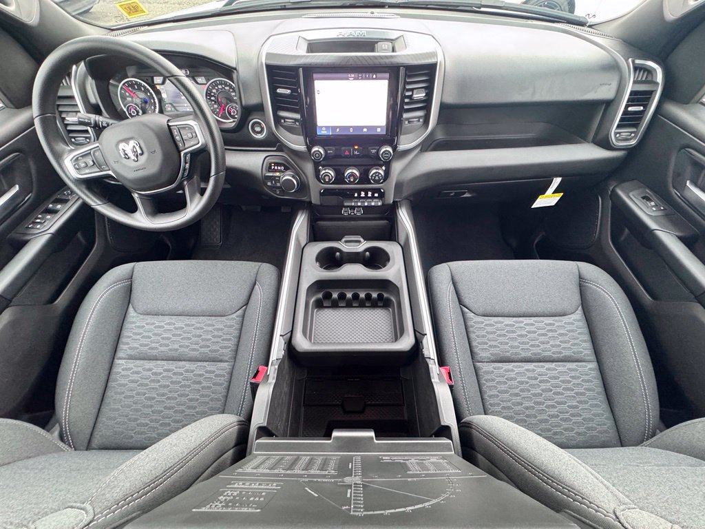 Used 2026 RAM 1500 Express AWD/4WD image 12