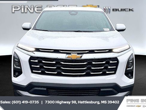 New 2026 Chevrolet Equinox LT w/ Safety and Technology Package FWD image 3