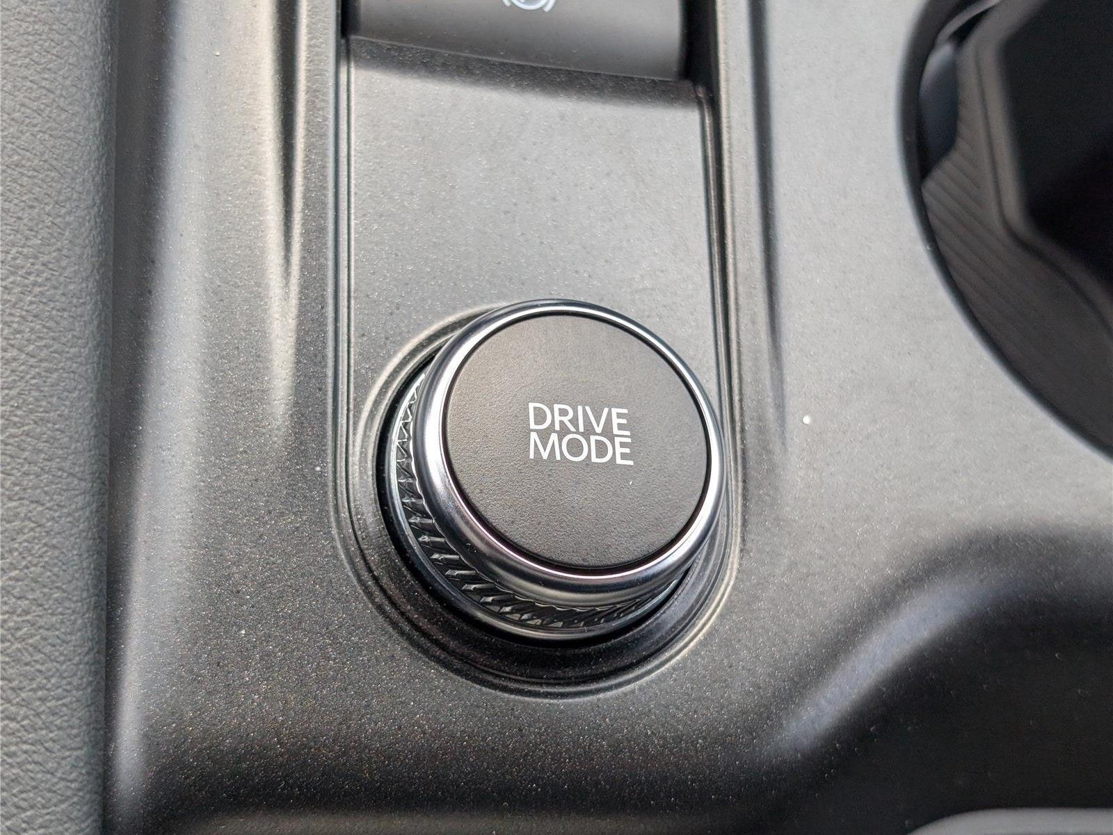 Used 2025 Ford Explorer ST w/ Sun And Sound Package AWD/4WD image 29