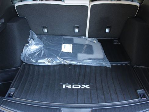 New 2025 Acura RDX SH-AWD image 22