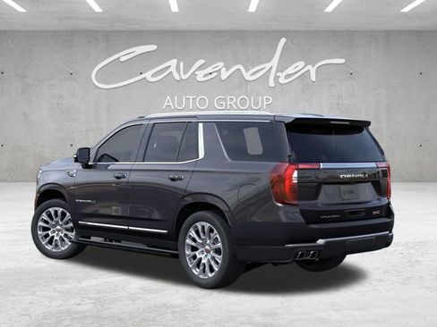 New 2026 GMC Yukon Denali w/ Denali Reserve Package AWD/4WD image 3