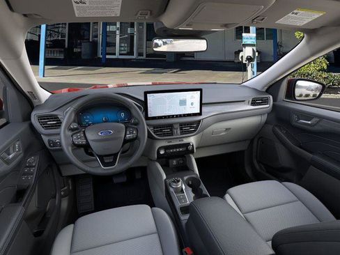 New 2025 Ford Escape PHEV image 9