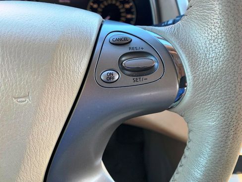 Used 2015 Nissan Murano SL image 11