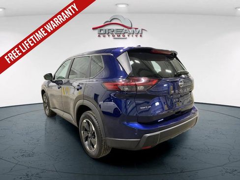 Used 2025 Nissan Rogue SV AWD/4WD image 5