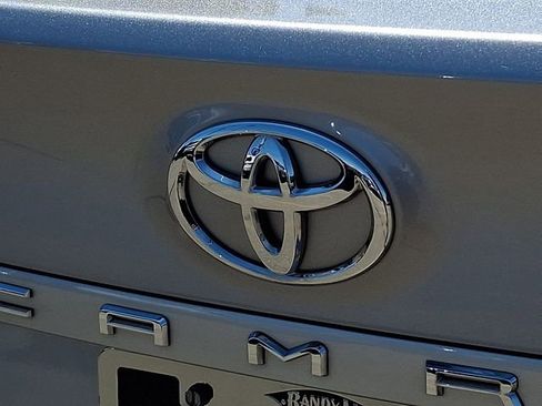 Used 2020 Toyota Camry LE FWD image 29