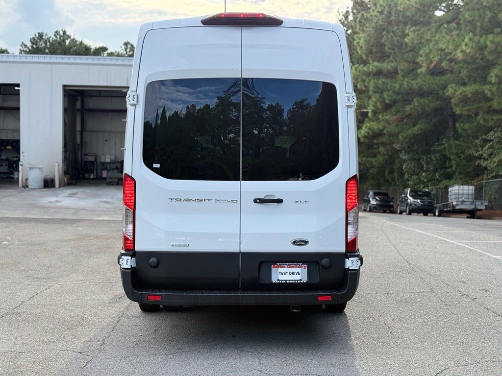 Used 2020 Ford Transit 350 XLT RWD image 6
