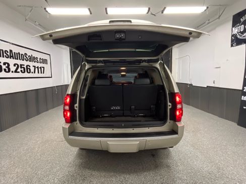 Used 2013 Chevrolet Tahoe LTZ image 26