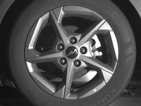 Used 2025 Kia K4 LXS image 14