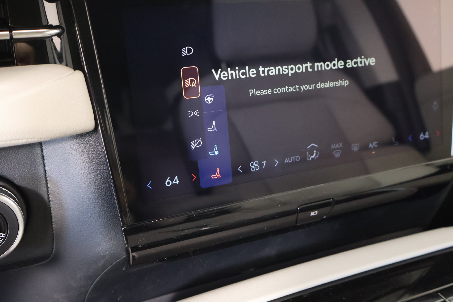 New 2026 Lincoln Navigator Premiere AWD/4WD image 7