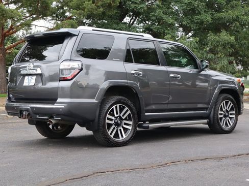 Used 2016 Toyota 4Runner Limited AWD/4WD image 5