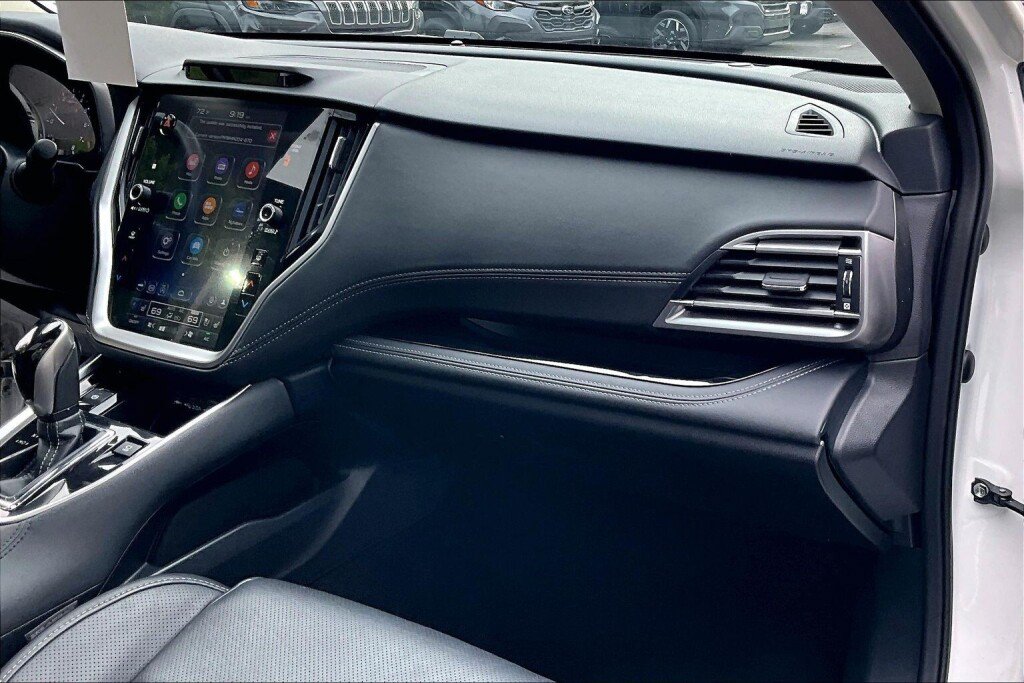 Certified 2024 Subaru Outback Touring XT AWD/4WD image 11