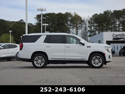 Used 2023 GMC Yukon SLT w/ SLT Premium Package image 8