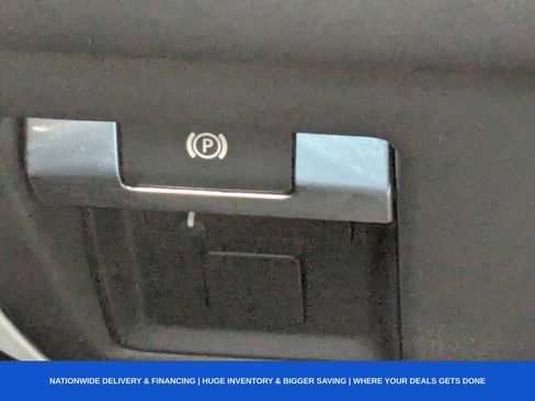 Used 2022 Land Rover Defender 90 image 37