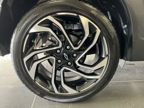 Used 2024 Chevrolet TrailBlazer RS w/ Convenience Package AWD/4WD image 25