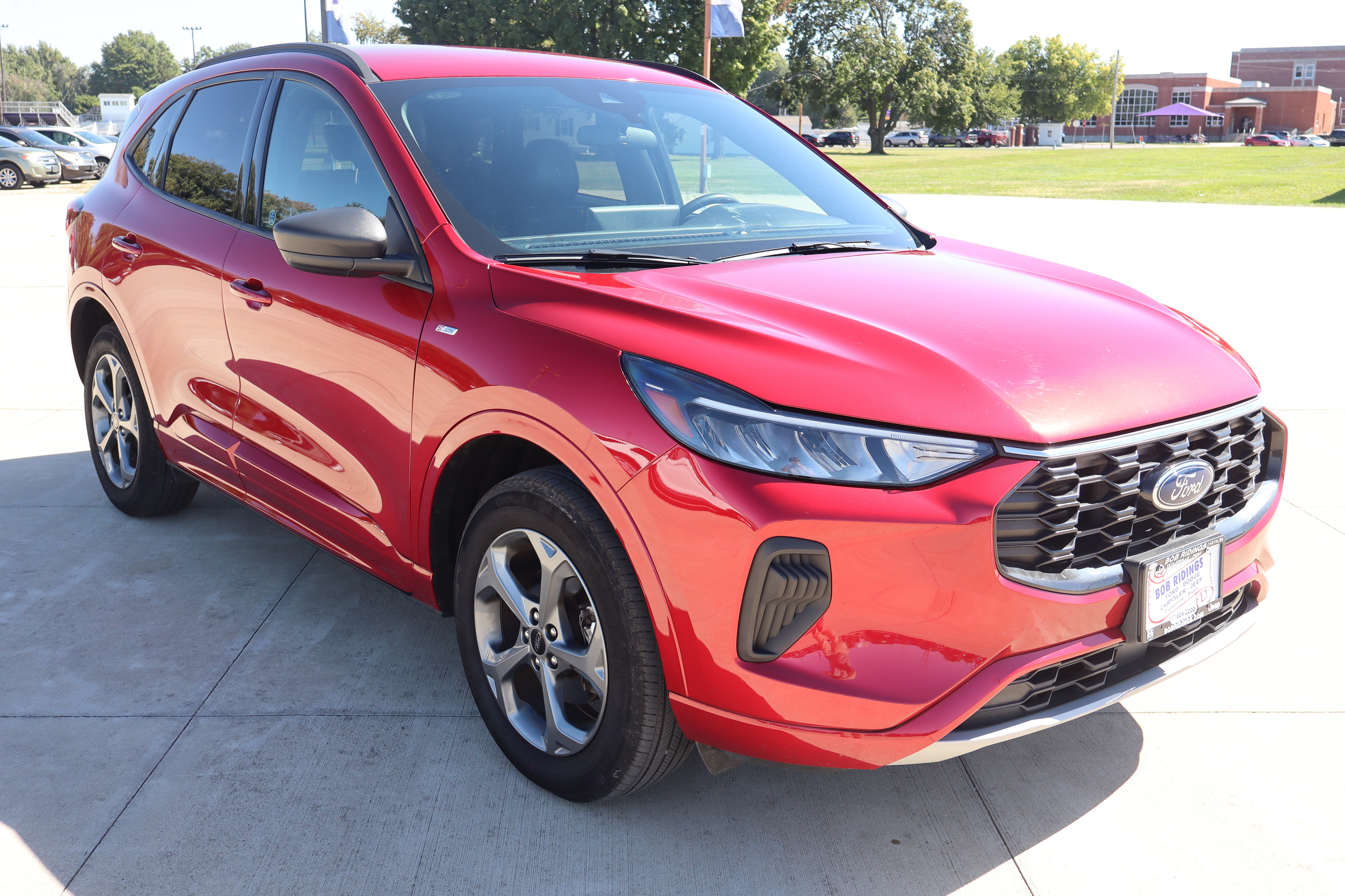 Used 2024 Ford Escape ST-Line w/ Tech Pack #1 AWD/4WD image 3