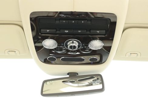Used 2018 Bentley Flying Spur V8 AWD/4WD image 47