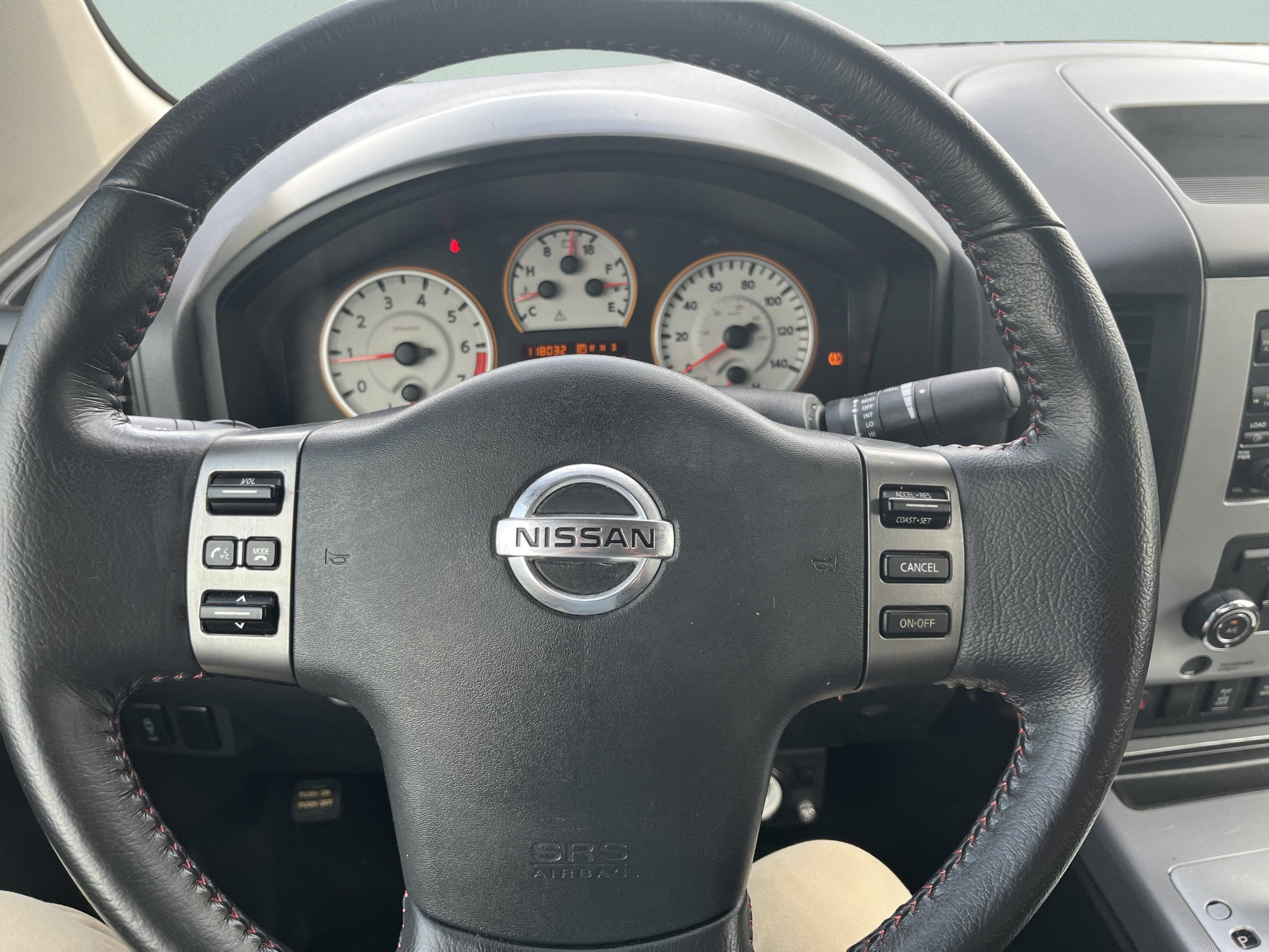 Used 2012 Nissan Titan PRO-4X AWD/4WD image 17