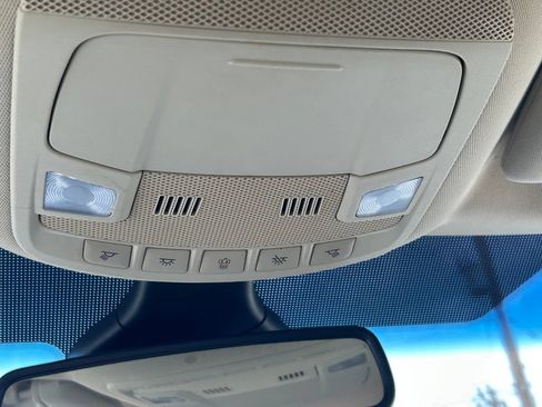 Used 2019 Ford Edge SEL w/ Equipment Group 201A FWD image 18