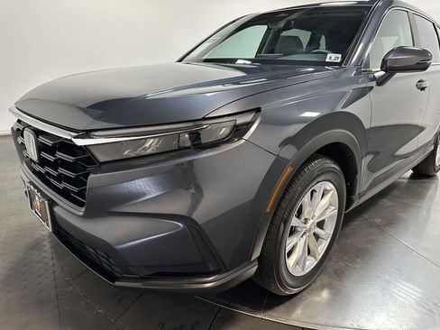 Used 2025 Honda CR-V EX image 7