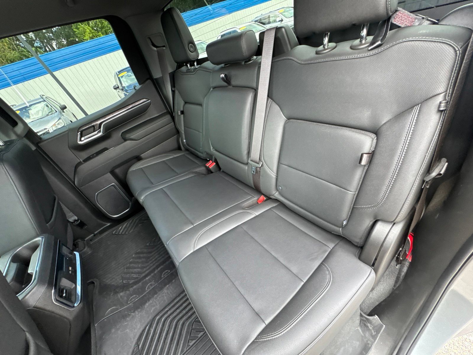 Used 2023 Chevrolet Silverado 1500 LTZ AWD/4WD image 21