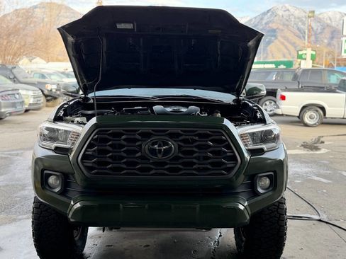 Used 2021 Toyota Tacoma TRD Sport image 97
