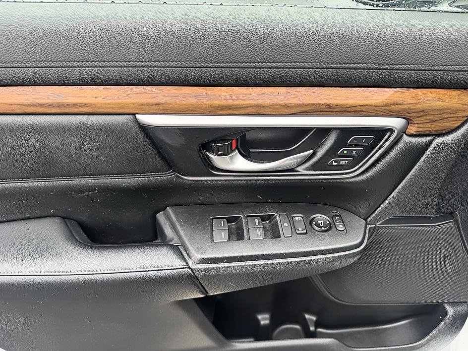 Used 2020 Honda CR-V EX-L image 9